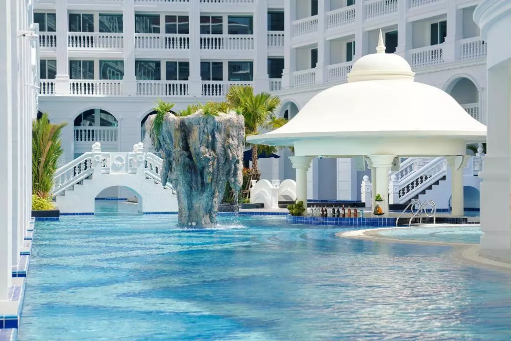 Movenpick Myth-2